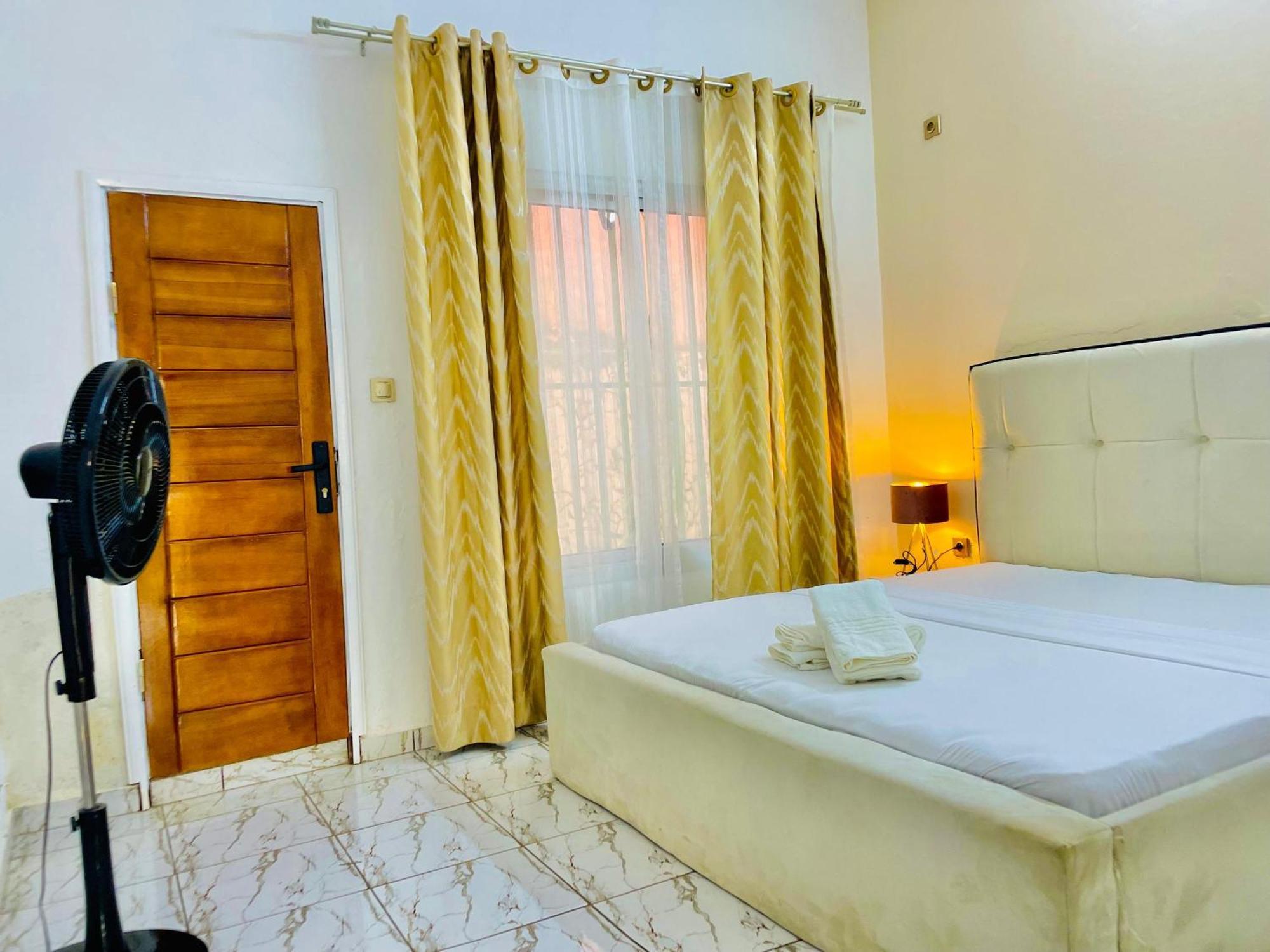 Appartement Avec Vue Panoramique Two Or Three Rooms Yaoundé Exteriér fotografie