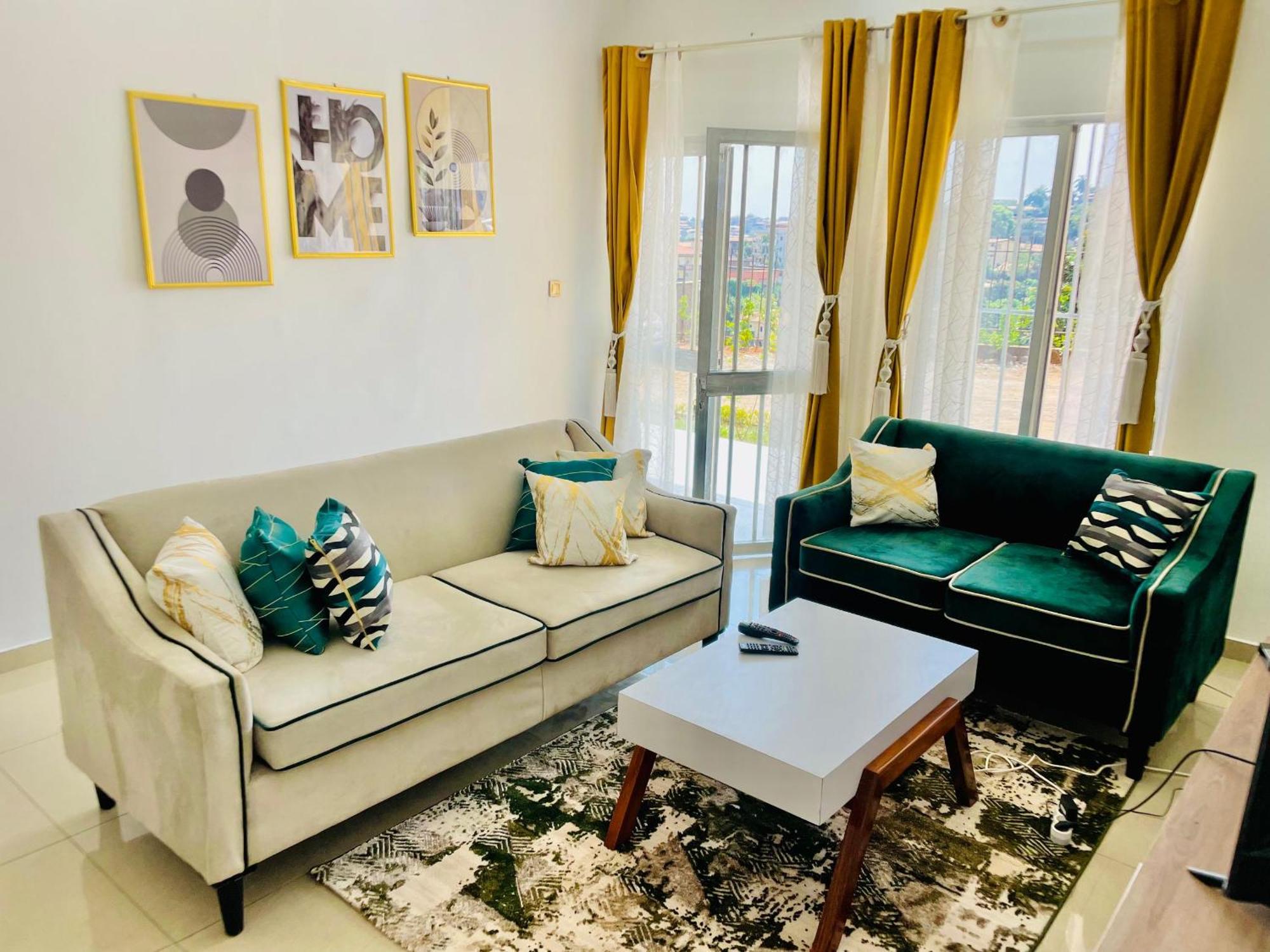 Appartement Avec Vue Panoramique Two Or Three Rooms Yaoundé Exteriér fotografie